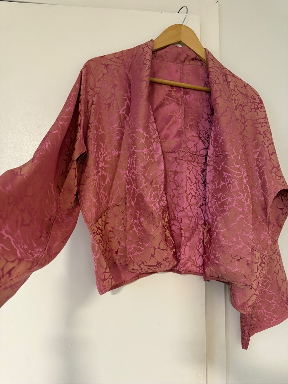 Pink Brocade Cropped silk Kimono Jacket